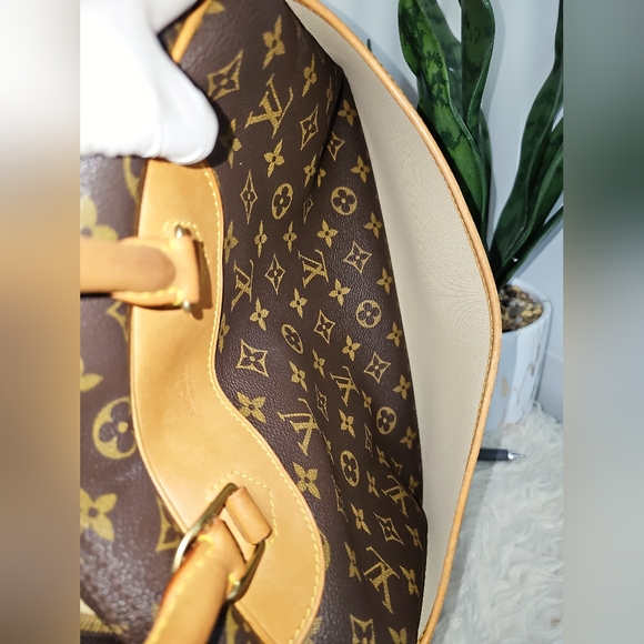 🔥 Beautiful Condition🔥 Authentic Louis Vuitton Deauville - Picture 7 of 16